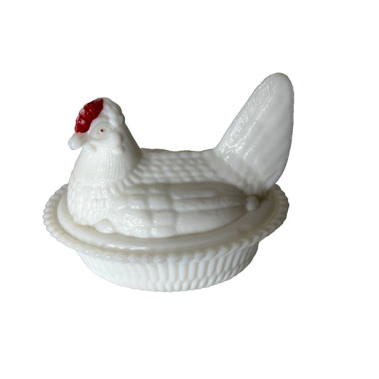 Vintage Westmoreland Milk Glass Hen on Nest Covered Dish 5"