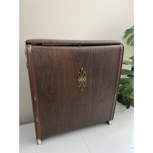Vintage Pearl-Wick Laundry Hamper Wicker Black Gold MCM Hollywood Regency Retro
