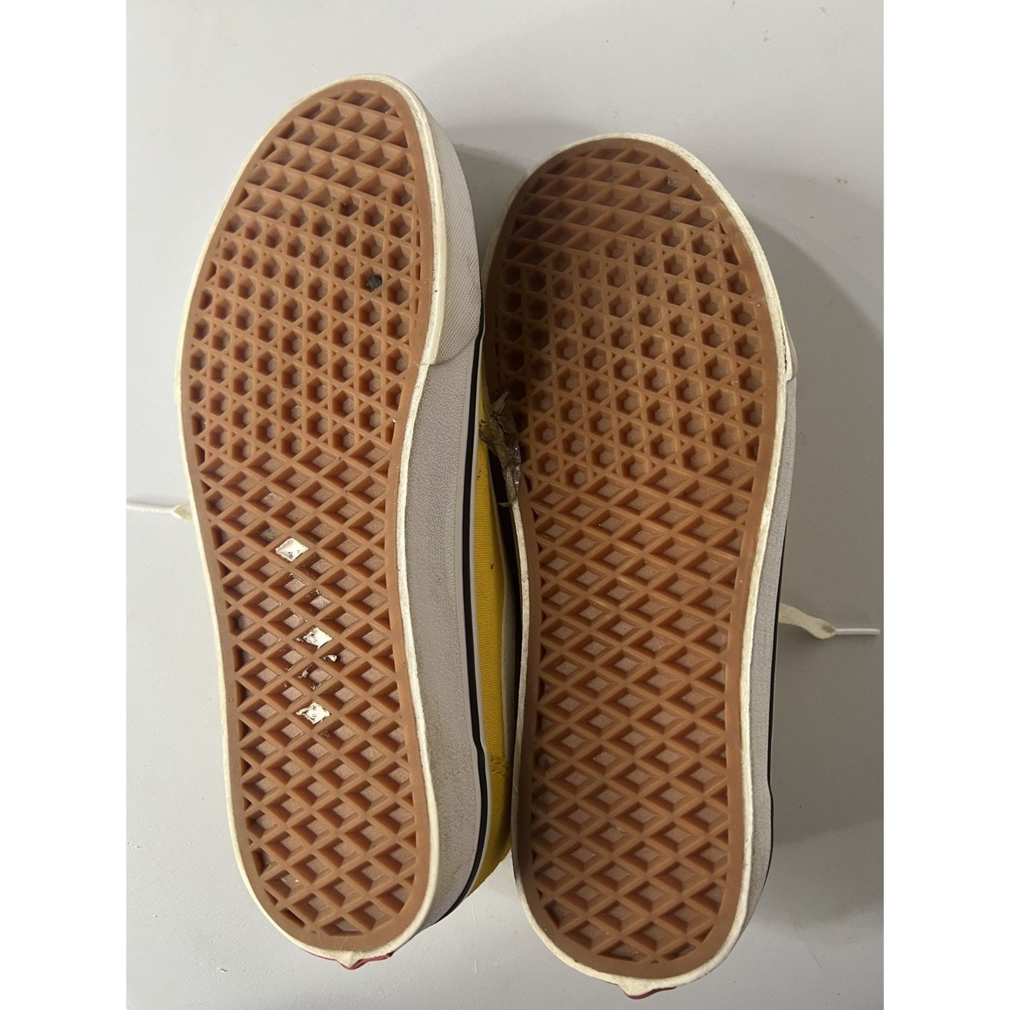 Vans Old Skool Womens Size 10 Yellow White Athletic Skateboard Shoes Sneakers