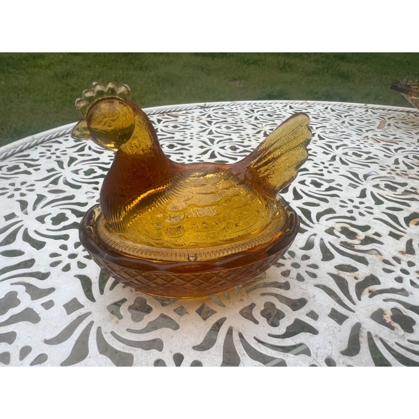 L E Smith AMBER Mini Hen On Nest Salt Cellar 3” HON