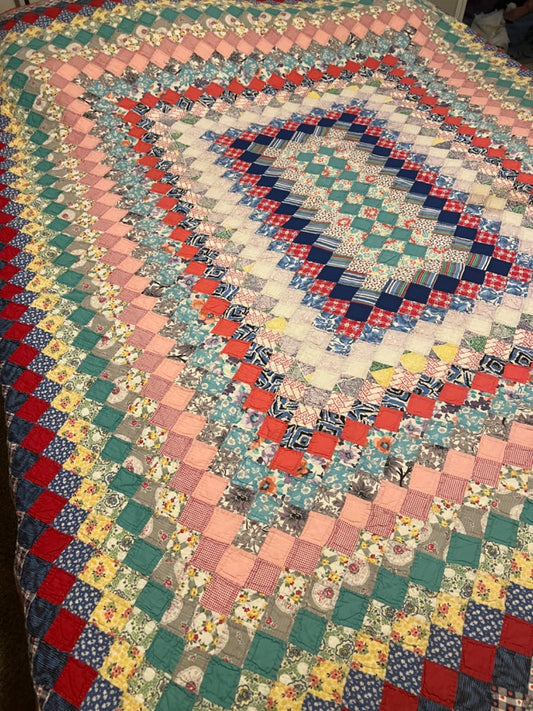 Vintage Trip Around the World Hand Pieced & Quilted Feedsack Queen Quilt