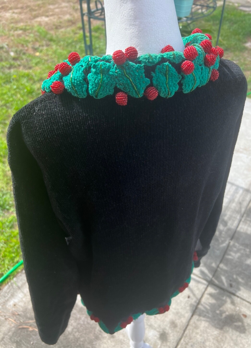 Vintage 90s Belle Pointe Womens Christmas Cardigan Sz L Black Chenille Beaded 3D