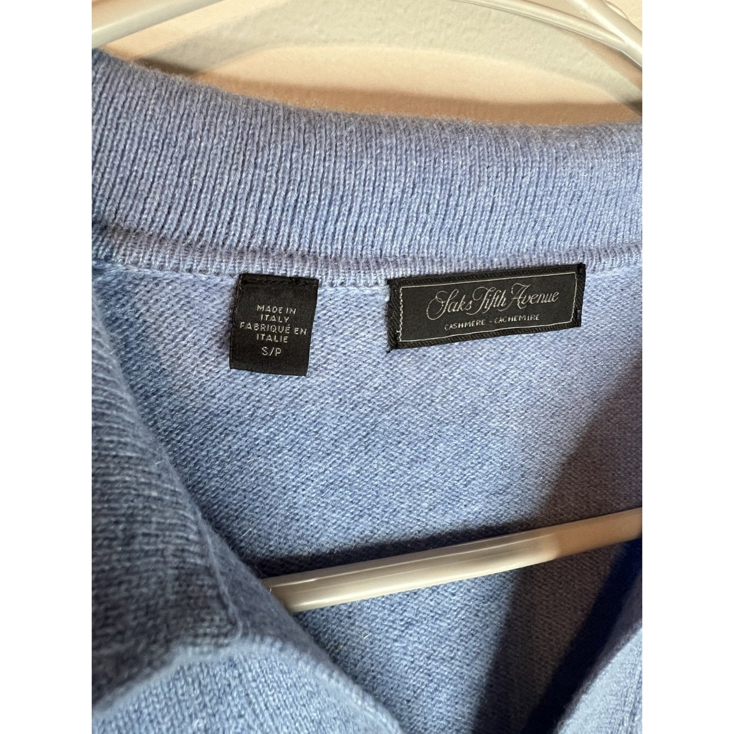Saks Fifth Avenue Sweater Womens Small Blue 100% Cashmere V-neck Pullover