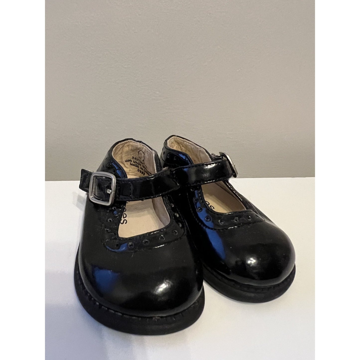 Baby Gap Vintage Infant Black Patent Mary Janes sz 1 Y2K