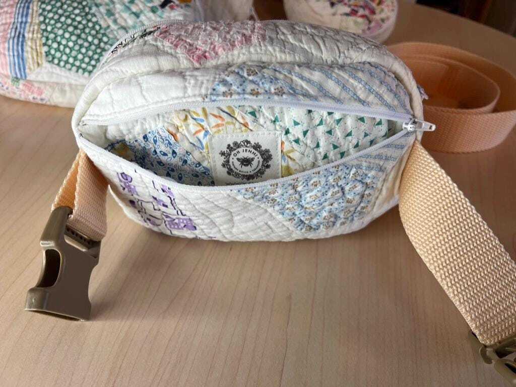 Vintage 1930 Dresden Plate Crossbody Fanny Pack Bag