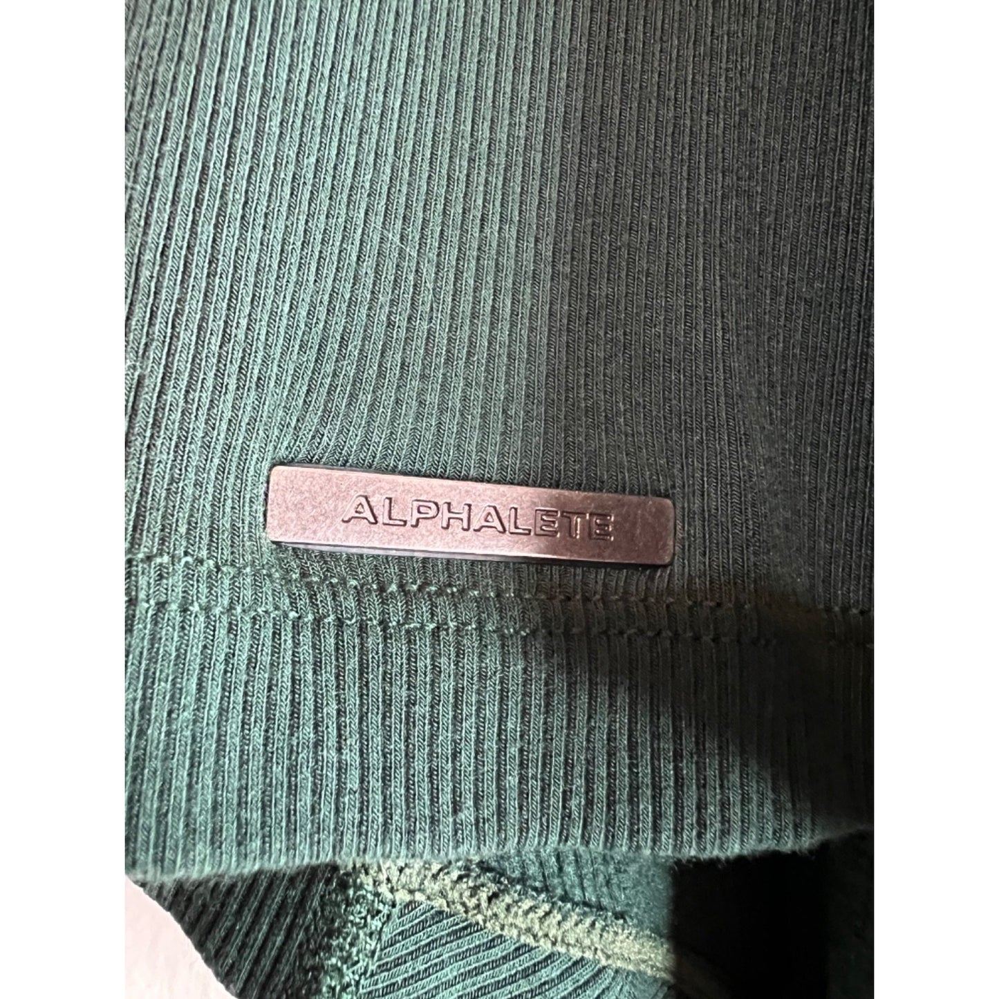 Men's Alphalete Monarch Collection Ribbed Shirt XL Rayon Blend Green