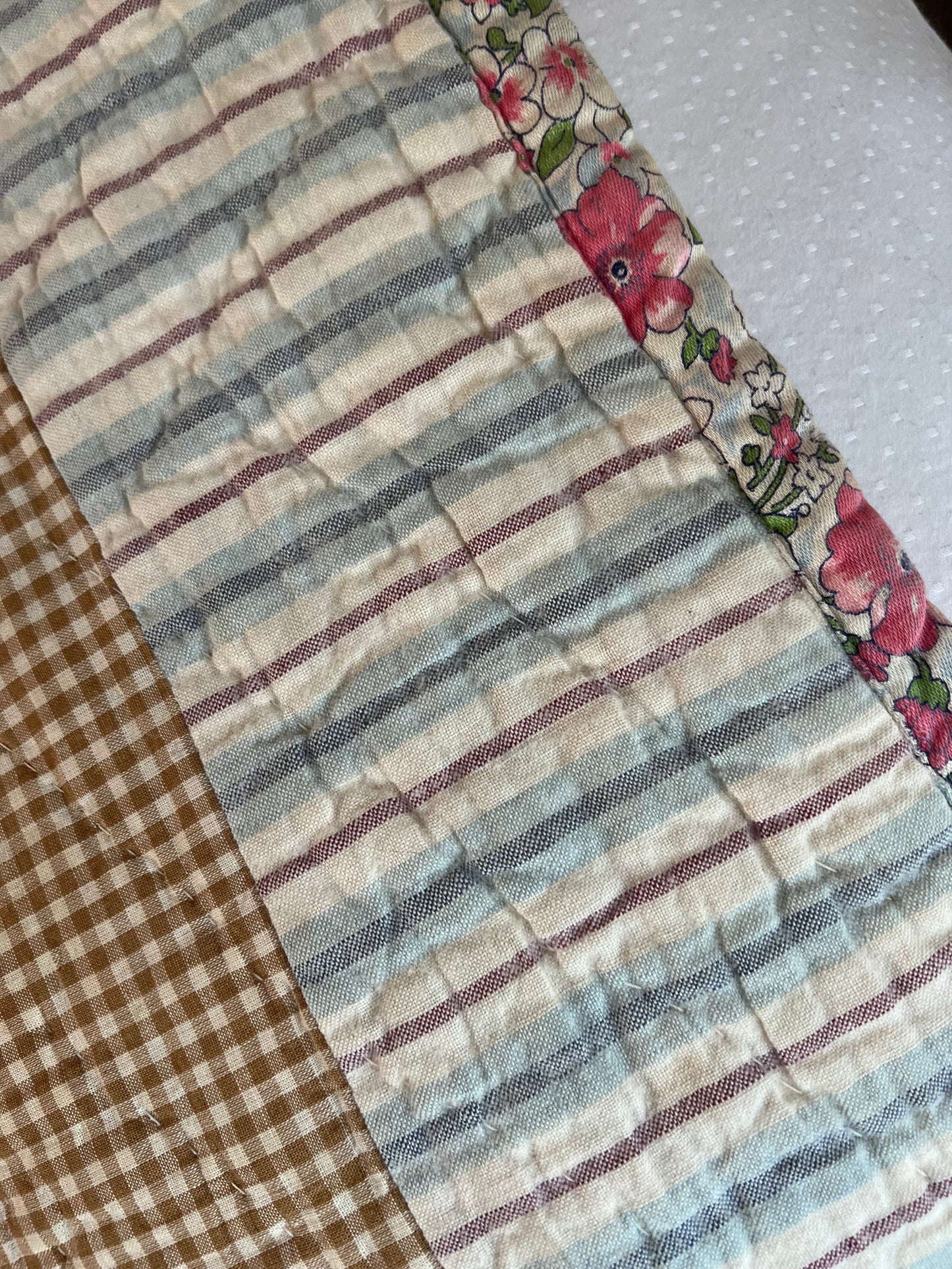 Silky soft & cozy 1930-50's Triangle Charm Quilt