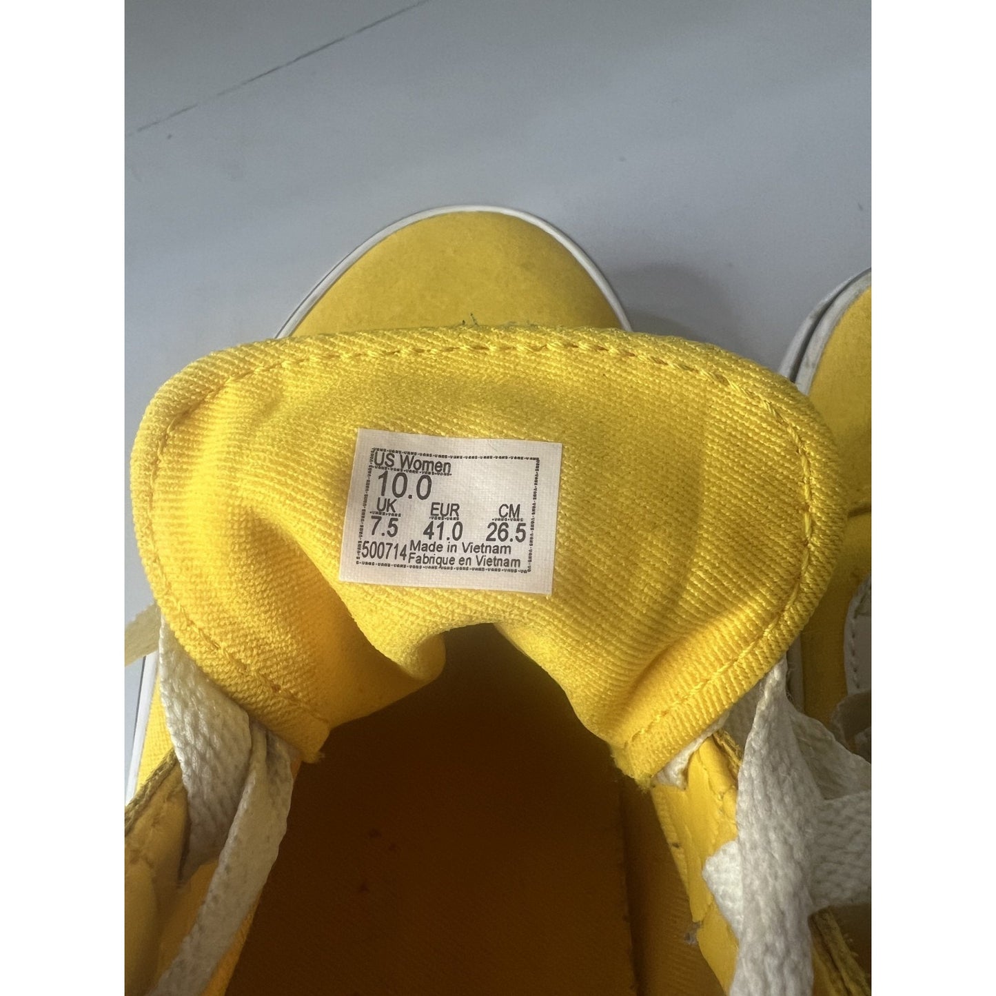 Vans Old Skool Womens Size 10 Yellow White Athletic Skateboard Shoes Sneakers