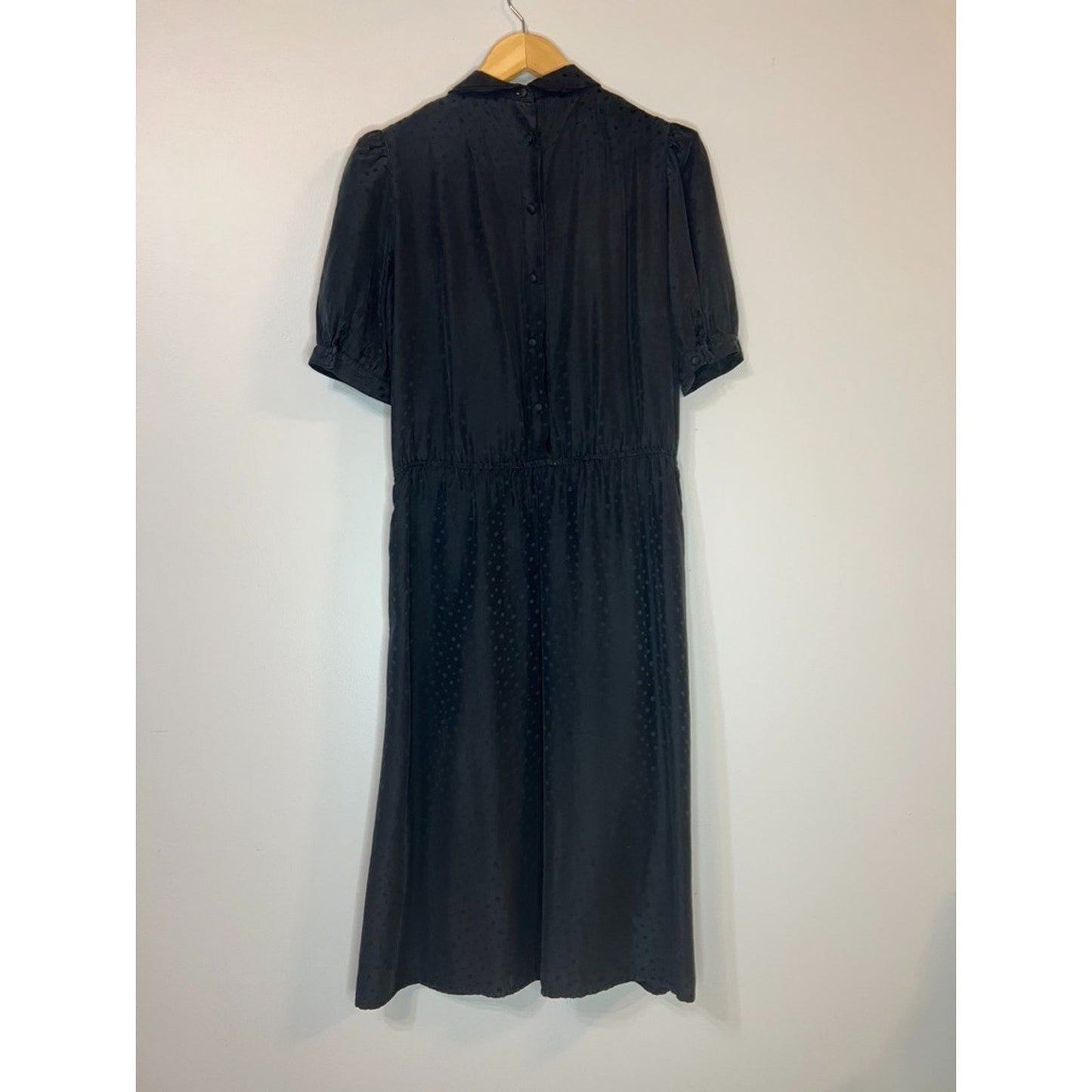 Vintage Size 10 Saks Fifth Avenue Black 100% Silk Polka Dot Dress Button Back