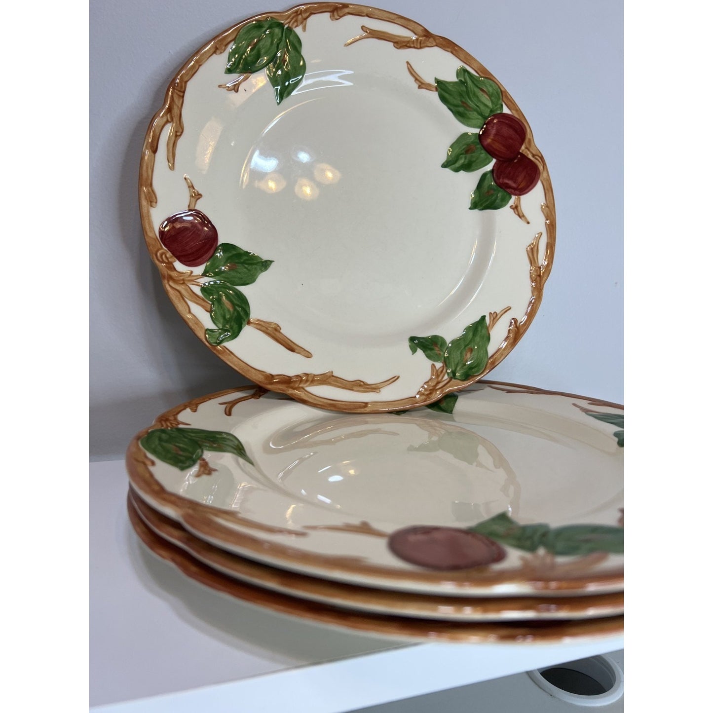 Franciscan Apple Dinner Plates Set of 4 USA Earthenware 10 1/2" Vintage