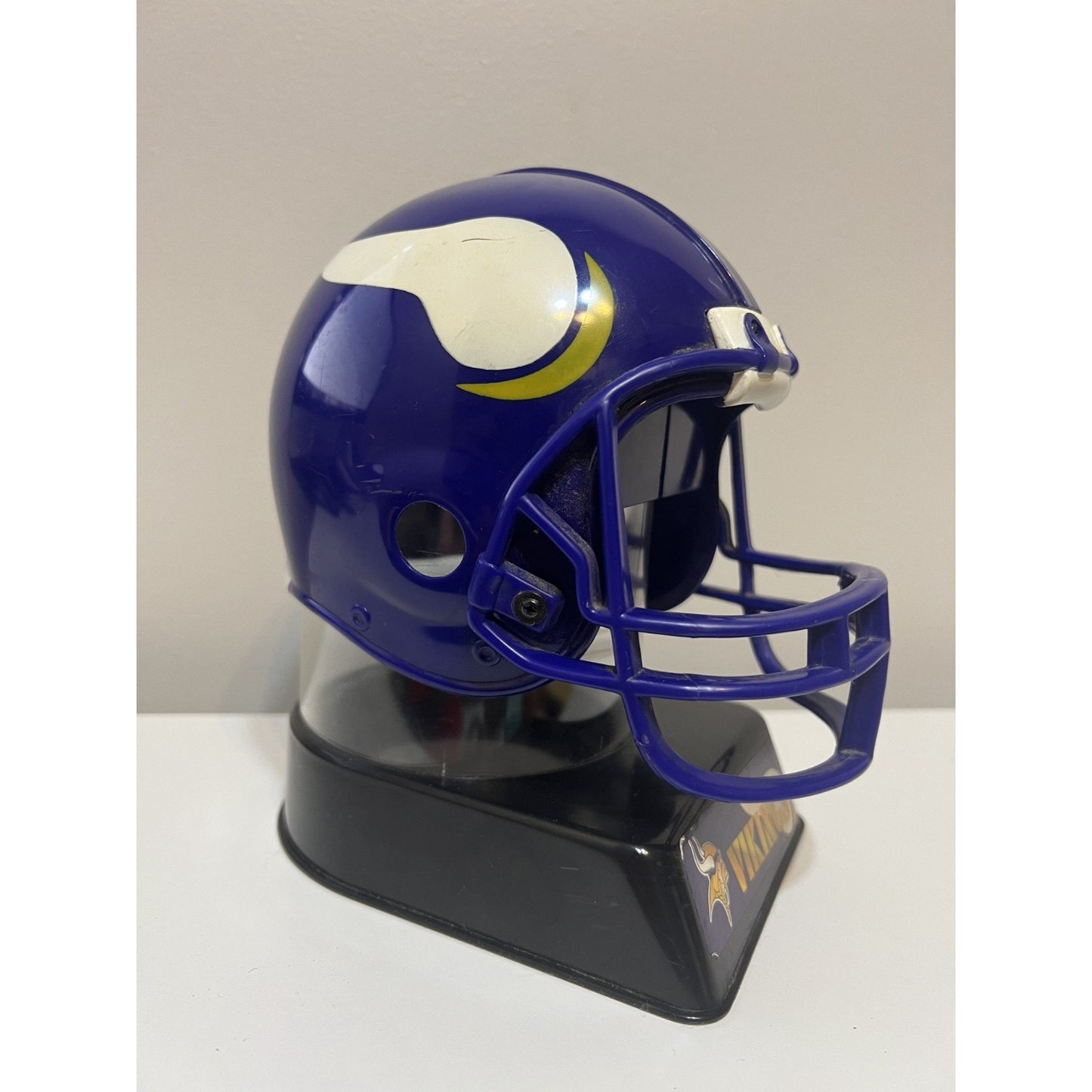 Vtg 1976 Sports Marketing Minnesota Vikings NFL Mini Football Helmet Coin Bank