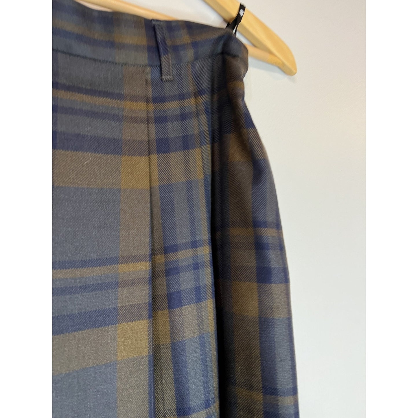 Windsor Loden Frey Skirt Women Size 40 100% Lambs wool Tartan Plaid Made Germany