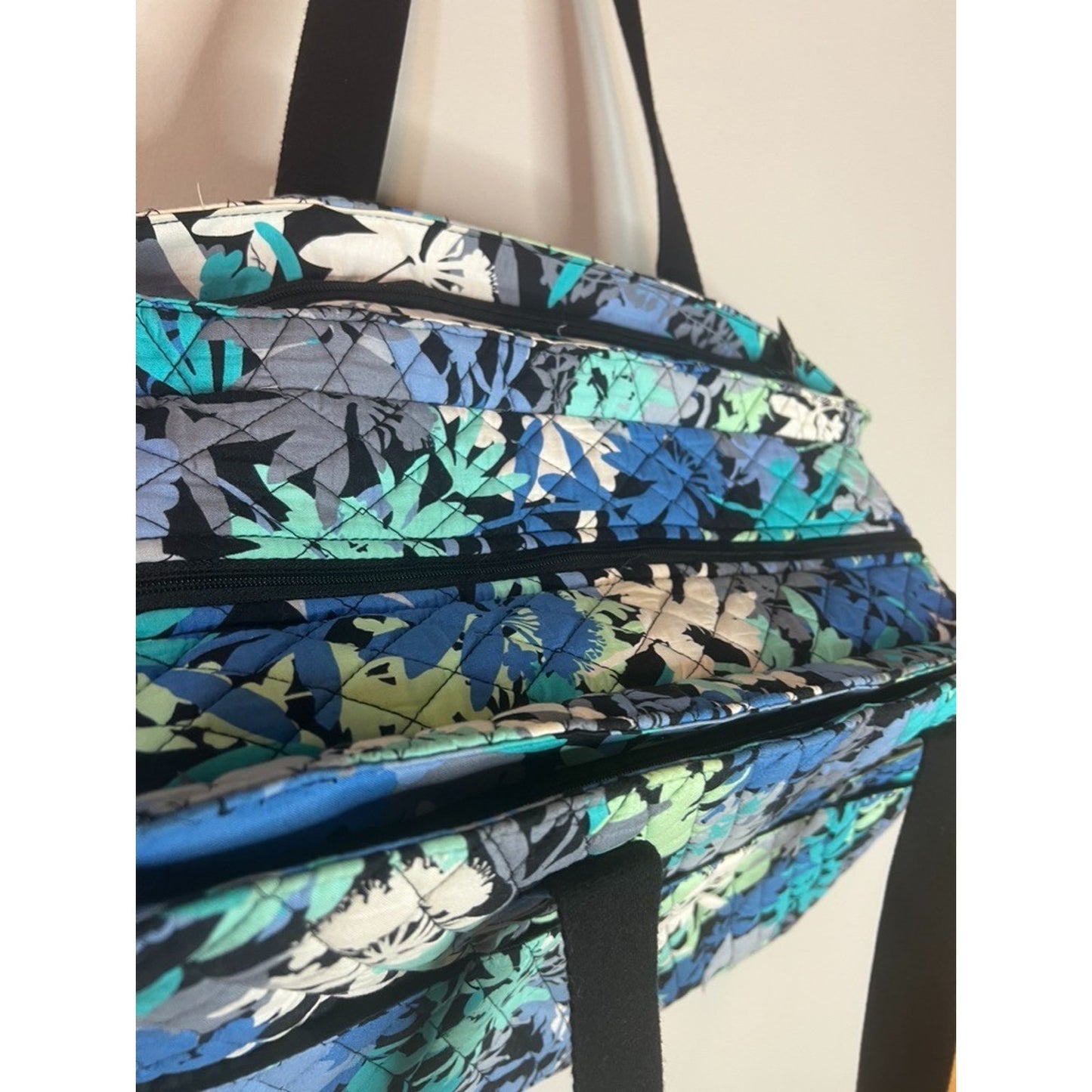 Retired Vera Bradley Weekend Duffle And Travel Bag Large Camofloral