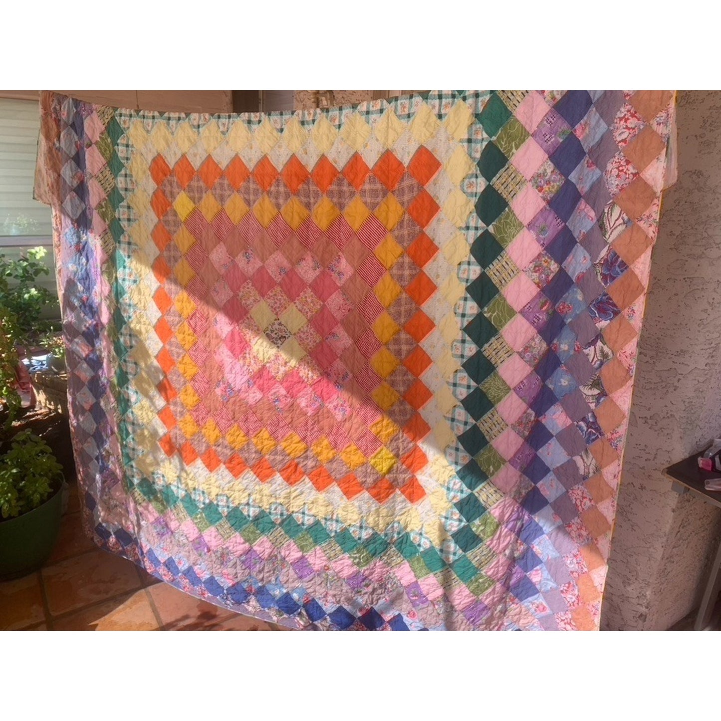 Vintage 30's 40 Trip Around the World Quilt Hand Quilted Summer Weight Beauty