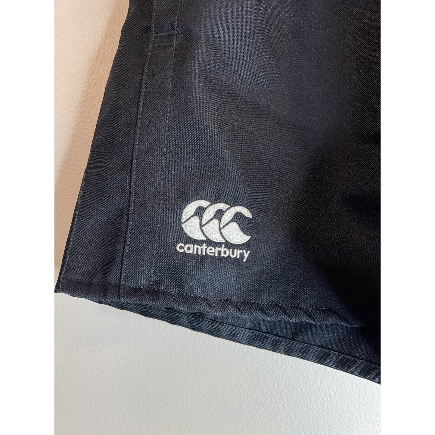 Canterbury of New Zealand Mens Shorts With Side Pockets XL