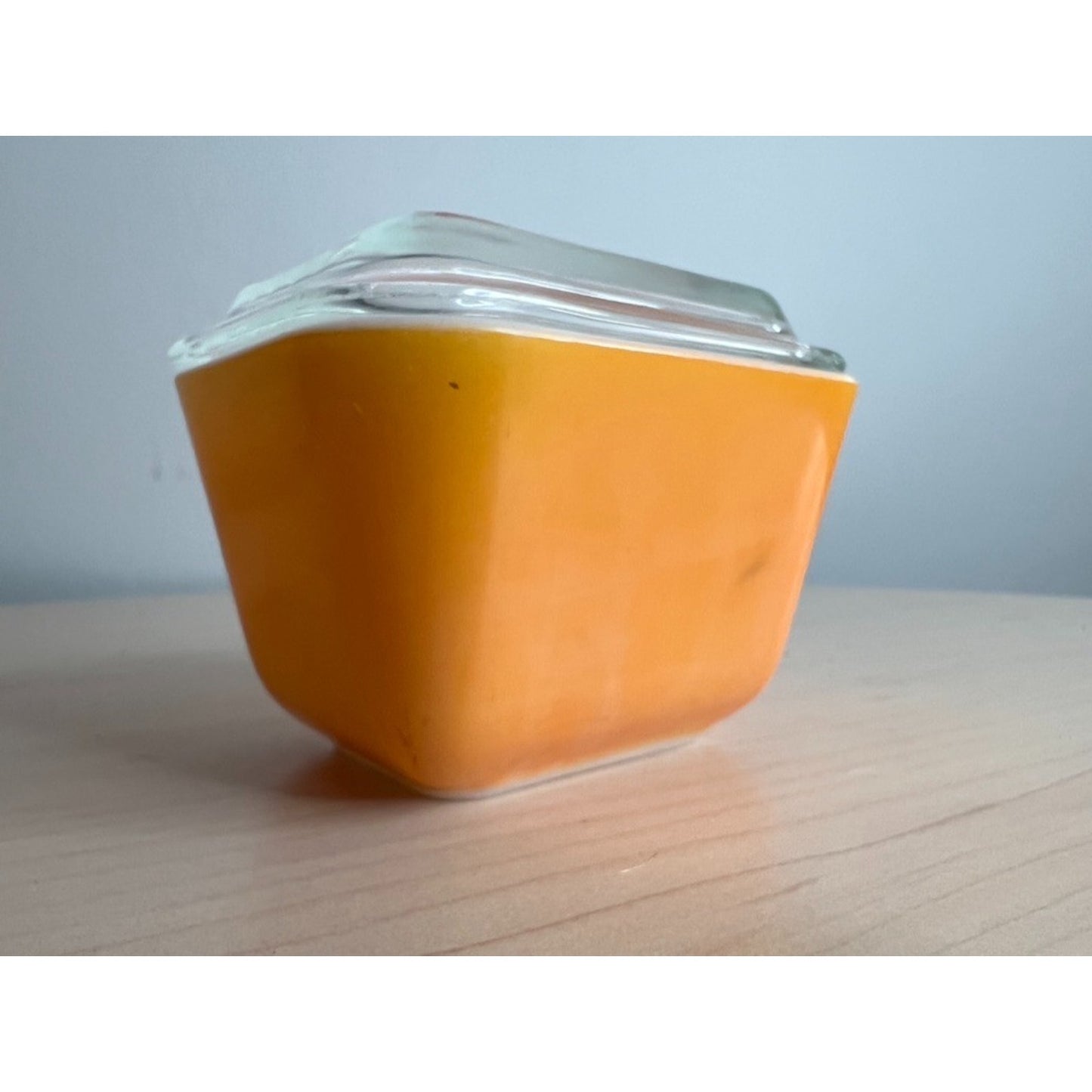 Vintage Pyrex 501 Butterscotch Orange Gold Refrigerator Dish w/ Lid RARE