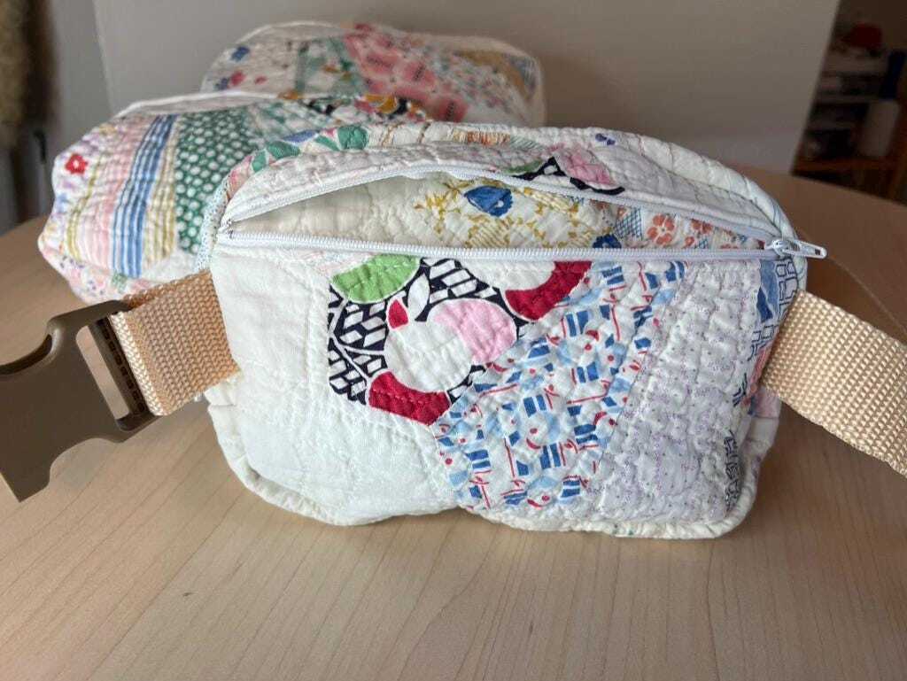 Vintage 1930 Dresden Plate Crossbody Fanny Pack Bag