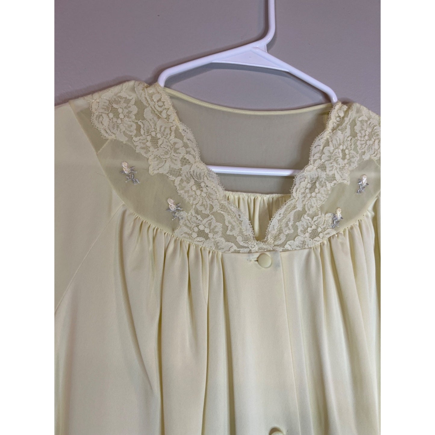 Shadowline Robe Yellow Nylon Button Front Embroidered Lace Pocket Vtg