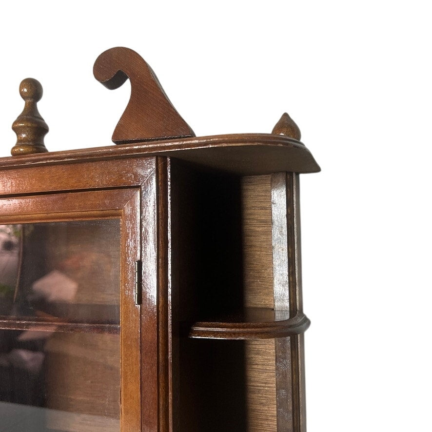 VTG Wood Curio Cabinet Shelves Glass Door Footed Tabletop Wall Hanging 17”