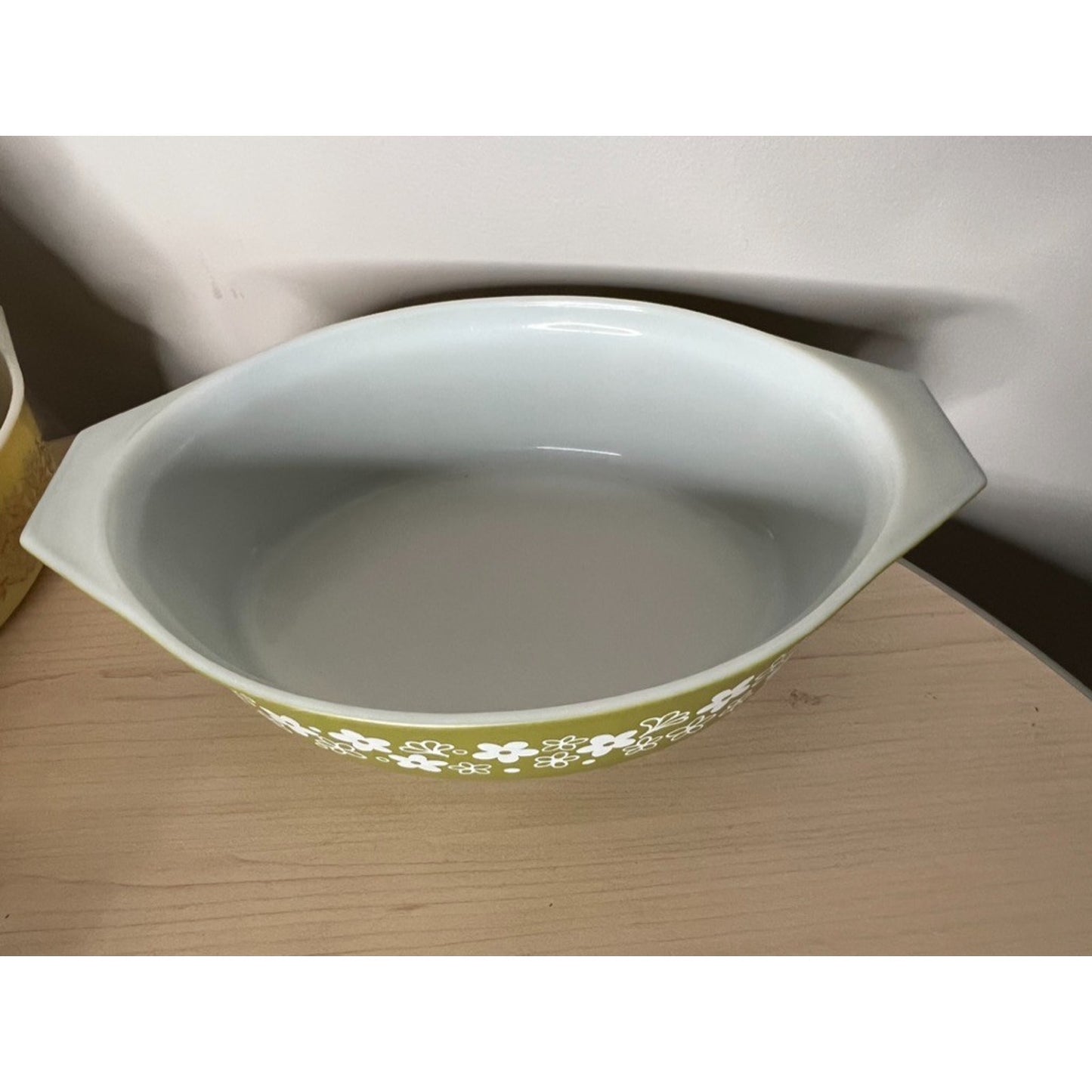 Vintage PYREX 045 Spring Blossom Green 2-1/2 Qt Oval Casserole Dish USA