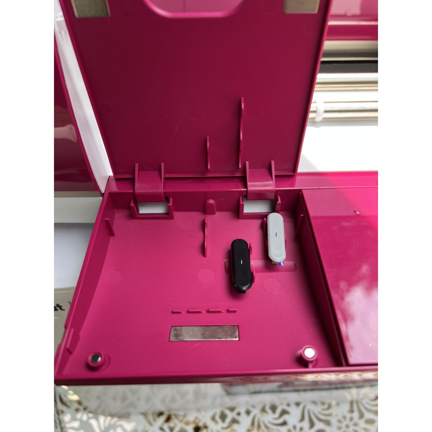 Cricut CXPL202 Explore Air 2 DYI Cutting Machine PINK