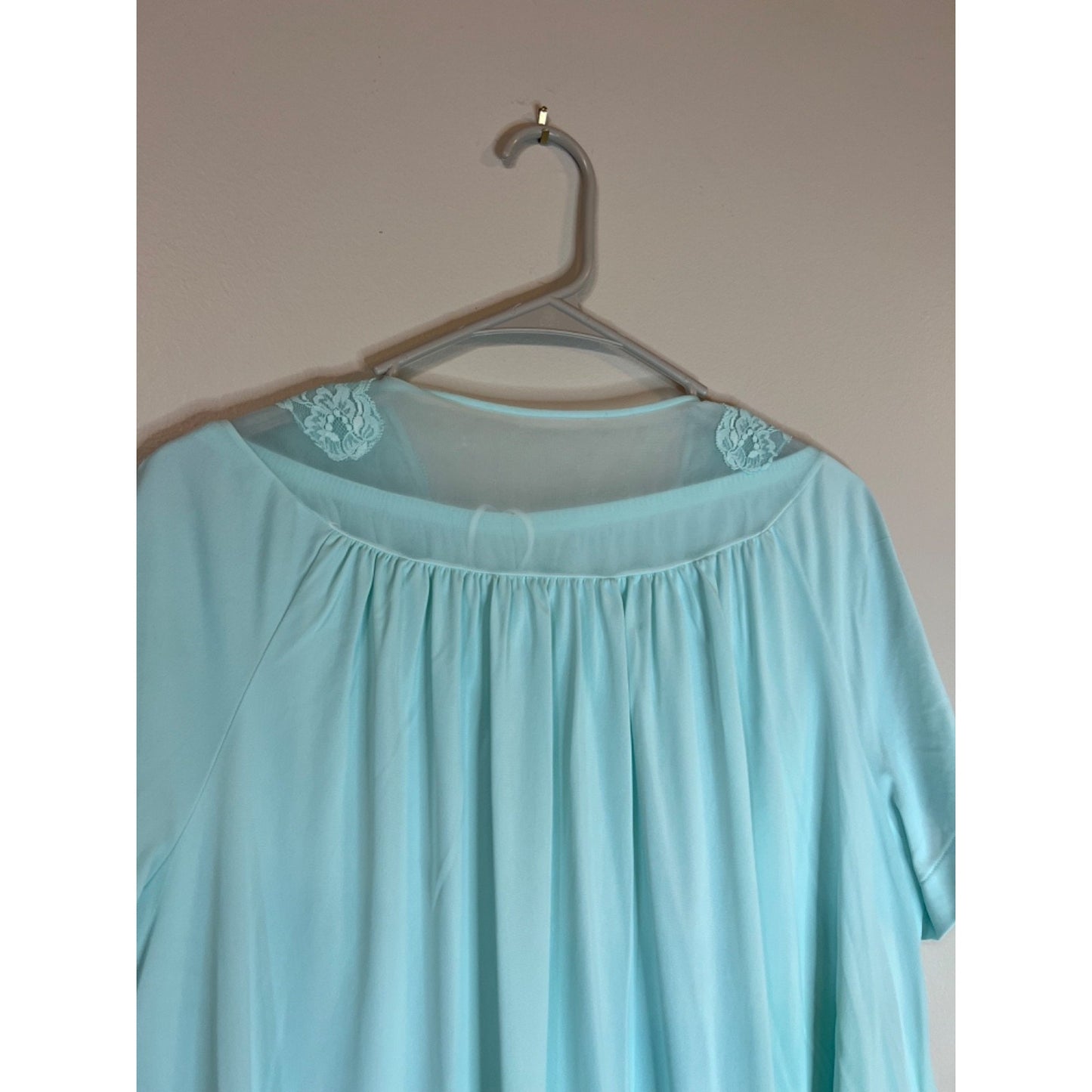 VTG Shadowline Nylon 2 Pc Pajama Set Womens Color Sea Foam Lace