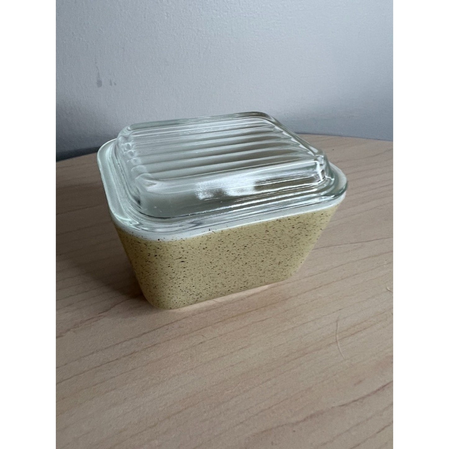 Vintage 501 B Pyrex Homestead Tan Speckle Dish Lid 1.5 Cup Refrigerator Fridgie