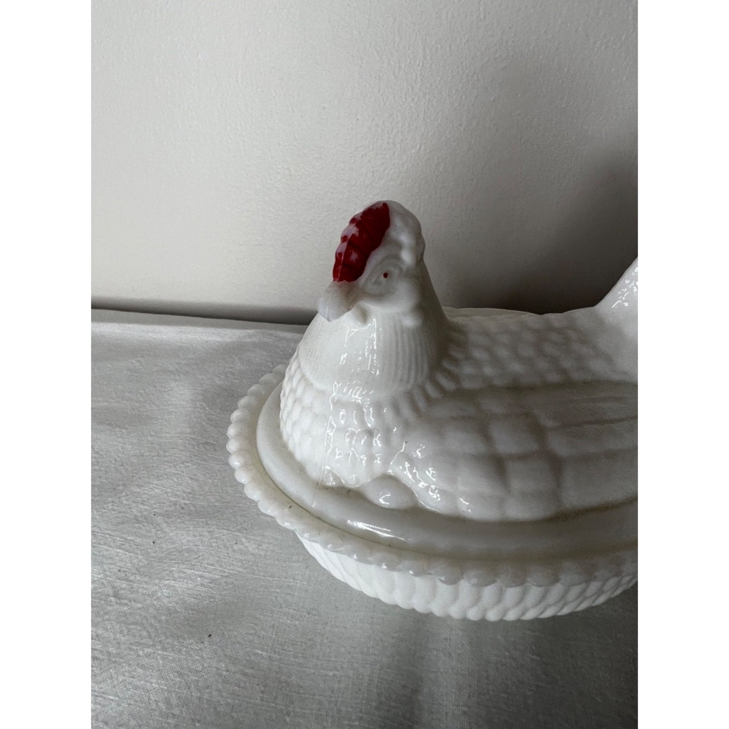 Vintage Westmoreland Milk Glass Hen on Nest Covered Dish 5"