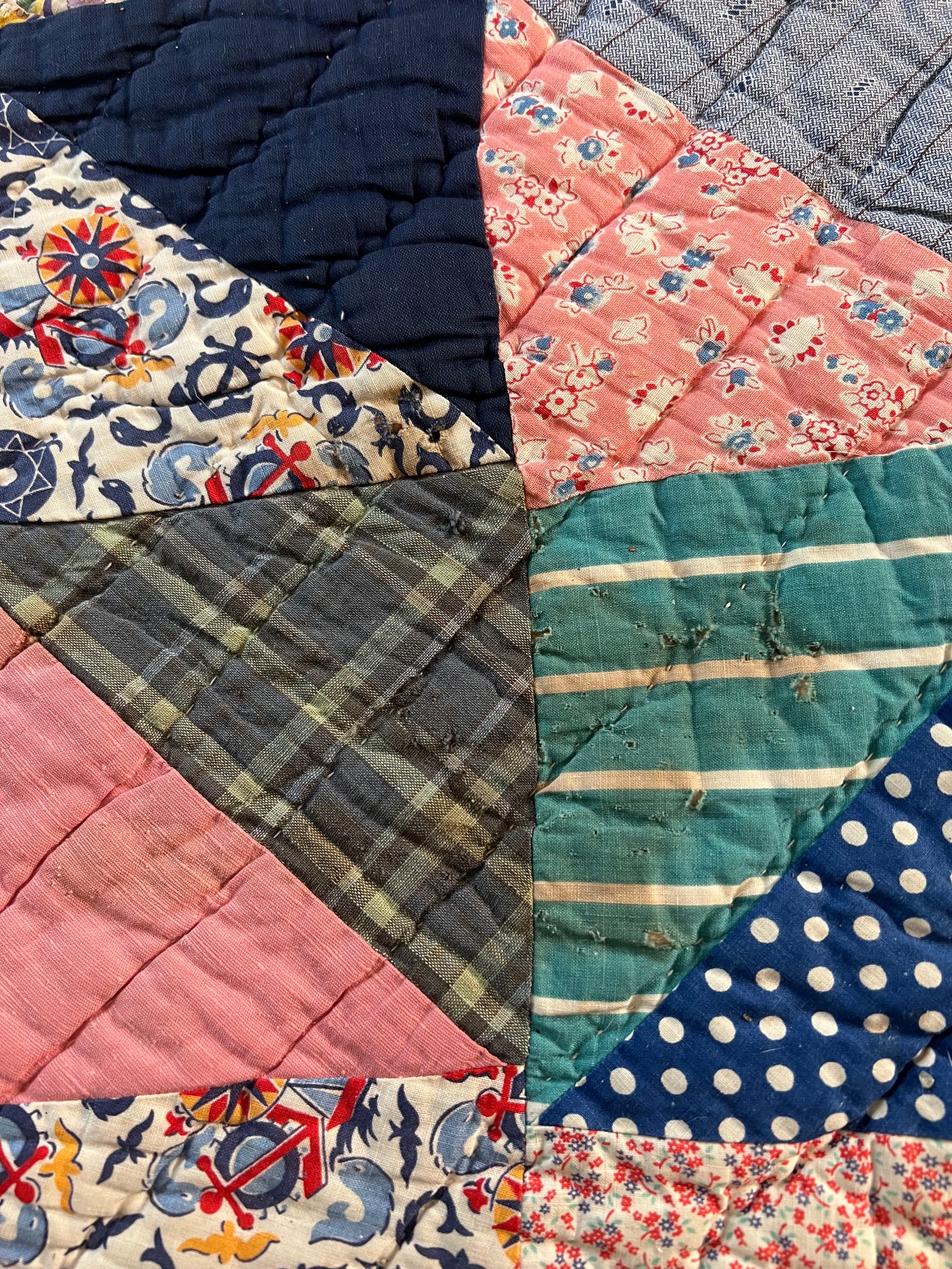 Silky soft & cozy 1930-50's Triangle Charm Quilt