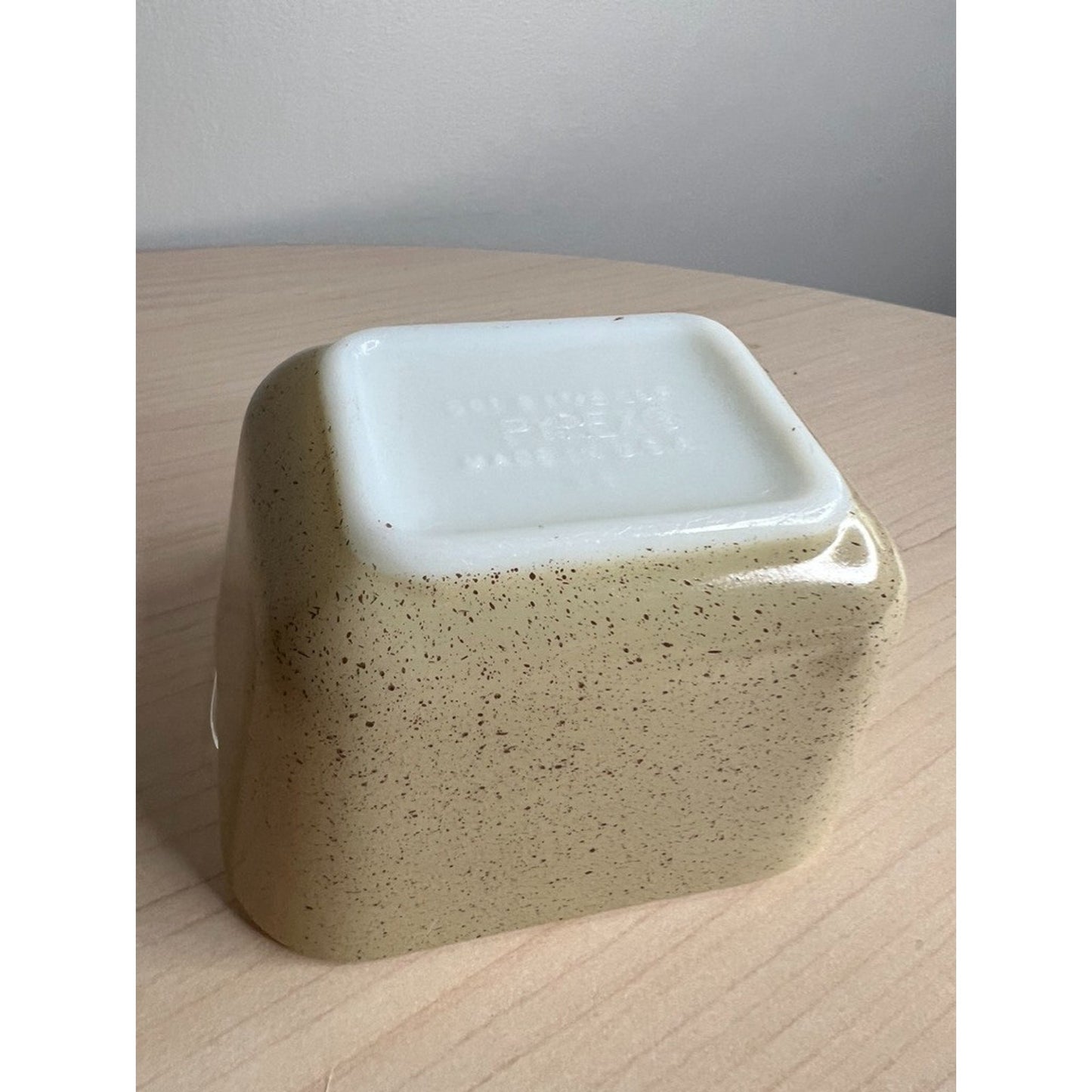 Vintage 501 B Pyrex Homestead Tan Speckle Dish Lid 1.5 Cup Refrigerator Fridgie