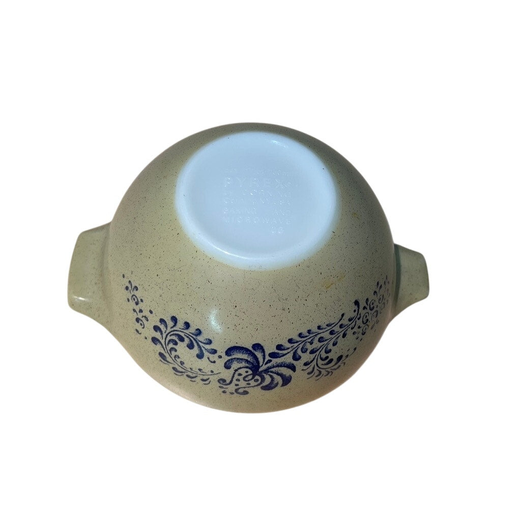 PYREX  1 1/2 Pint Mixing Bowl Homestead Cinderella Blue Tan Speckled Handled #441