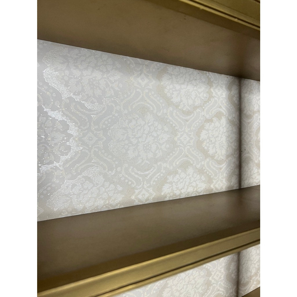 1971 Syroco 3602 Wall Mount Shadow Box Shelf mcmlxxi made usa gold color ornate