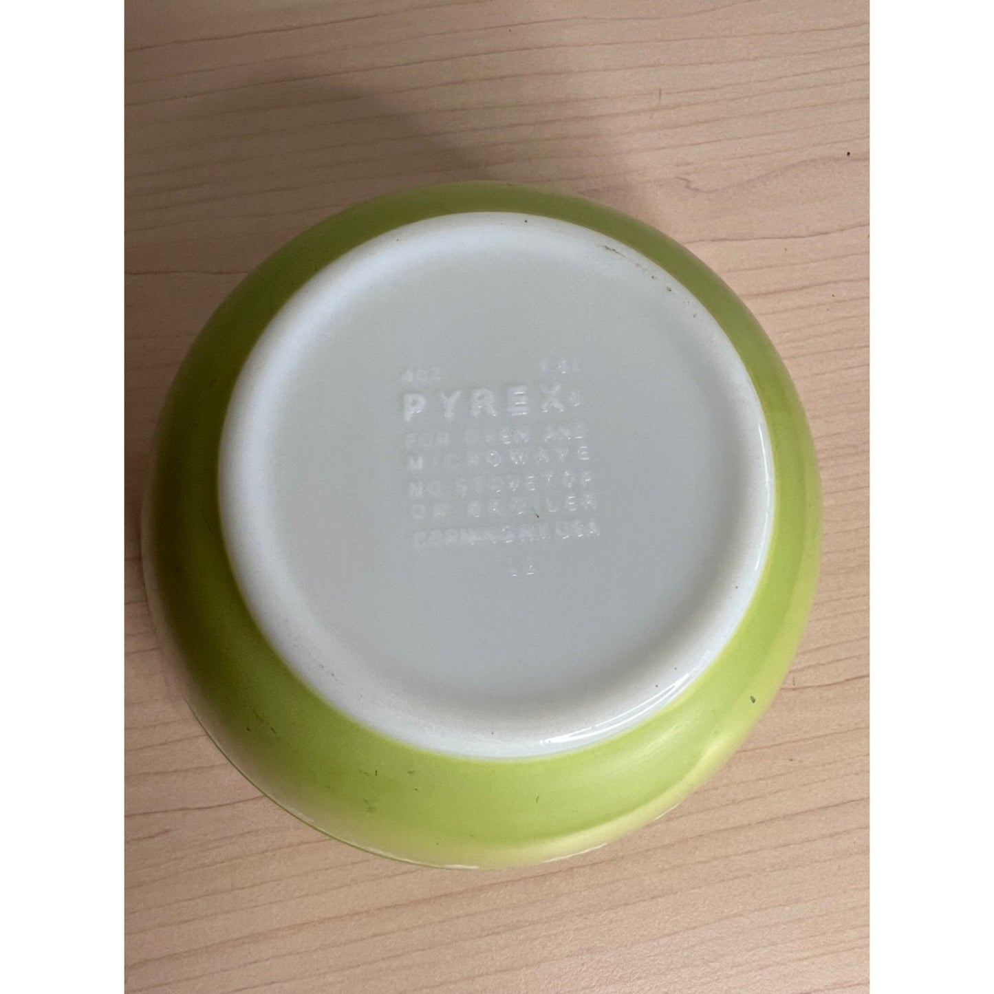 VTG 1970 Pyrex Lime Green Crazy Daisy Spring Blossom Mixing Bowl 402 1.5 Lot (1)