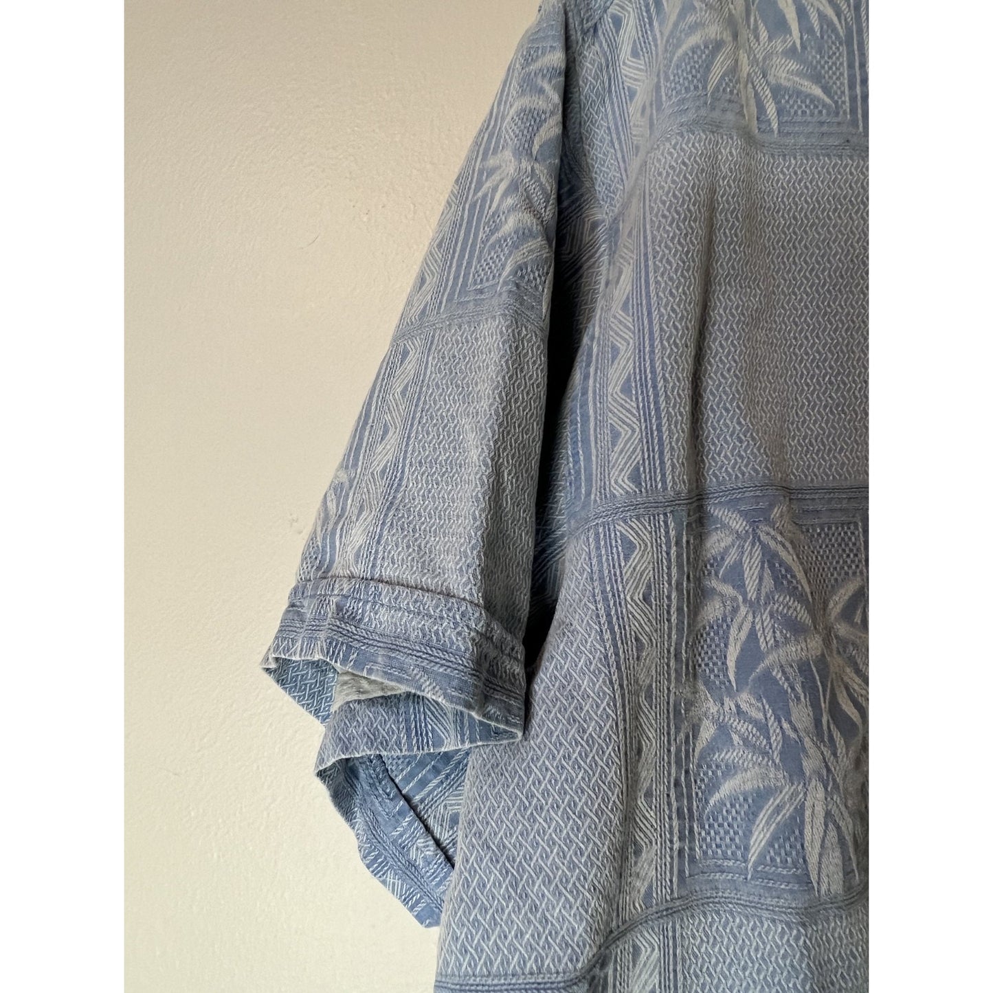 Caribbean Hawaiian Silk Button Shirt Mens L Blue Short Sleeve Asian Beach Party