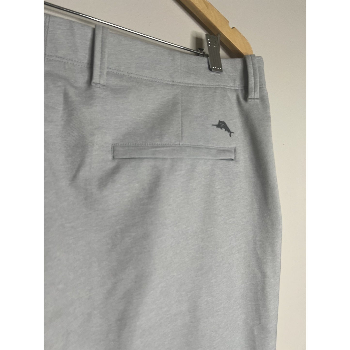 Tommy Bahama On Par Flat Front Pants Mens 38x30 Gray Performance Golf Stretch
