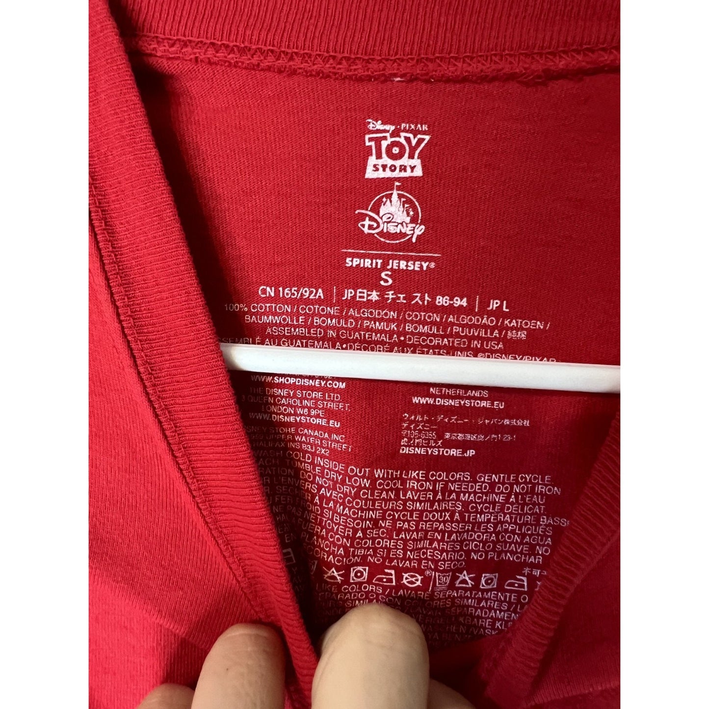 Disney Toy Story Spirit Jersey Shirt Mens Small Pizza Planet Alien Red