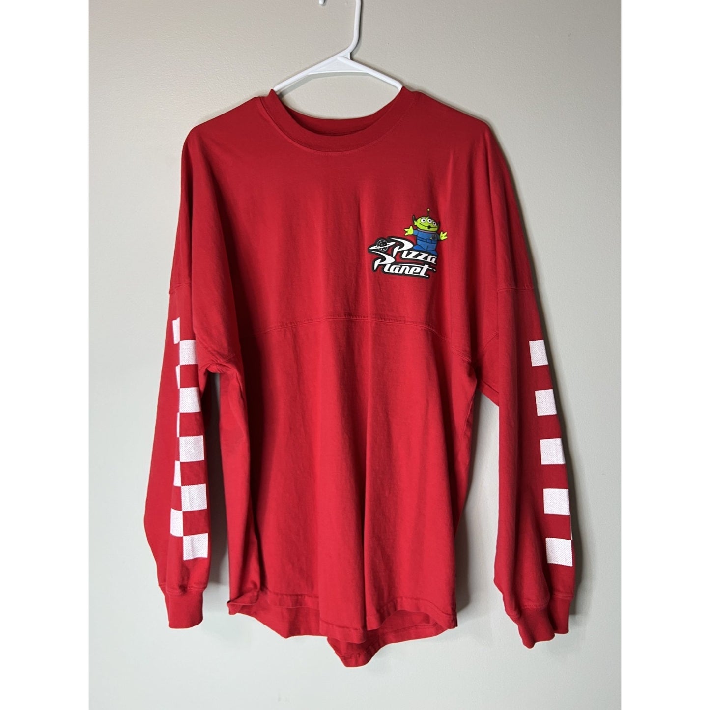 Disney Toy Story Spirit Jersey Shirt Mens Small Pizza Planet Alien Red