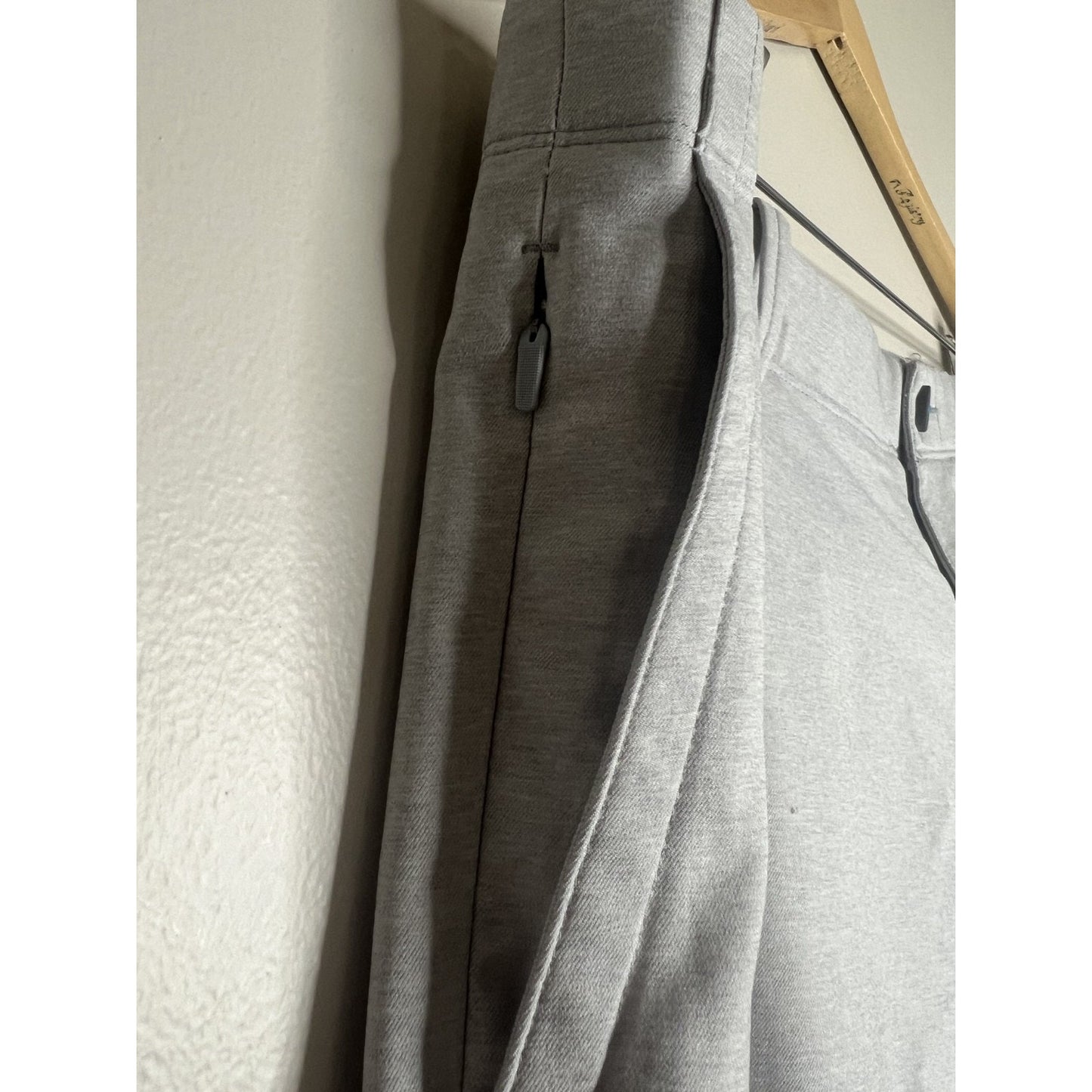 Tommy Bahama On Par Flat Front Pants Mens 38x30 Gray Performance Golf Stretch