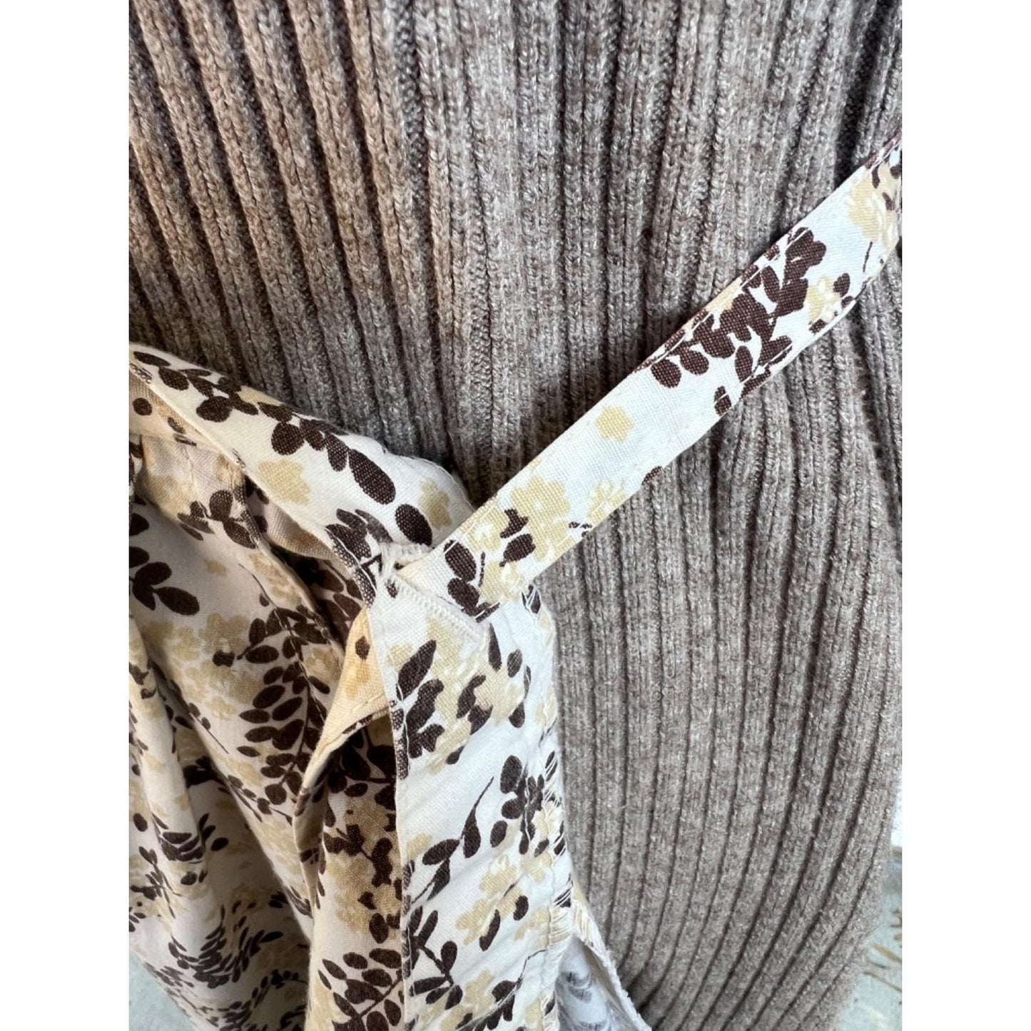 Meadowbank Medium Floral Boho wrap skirt. True vintage Fashion...