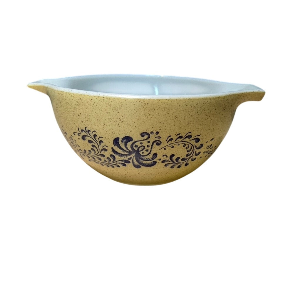 PYREX  1 1/2 Pint Mixing Bowl Homestead Cinderella Blue Tan Speckled Handled #441