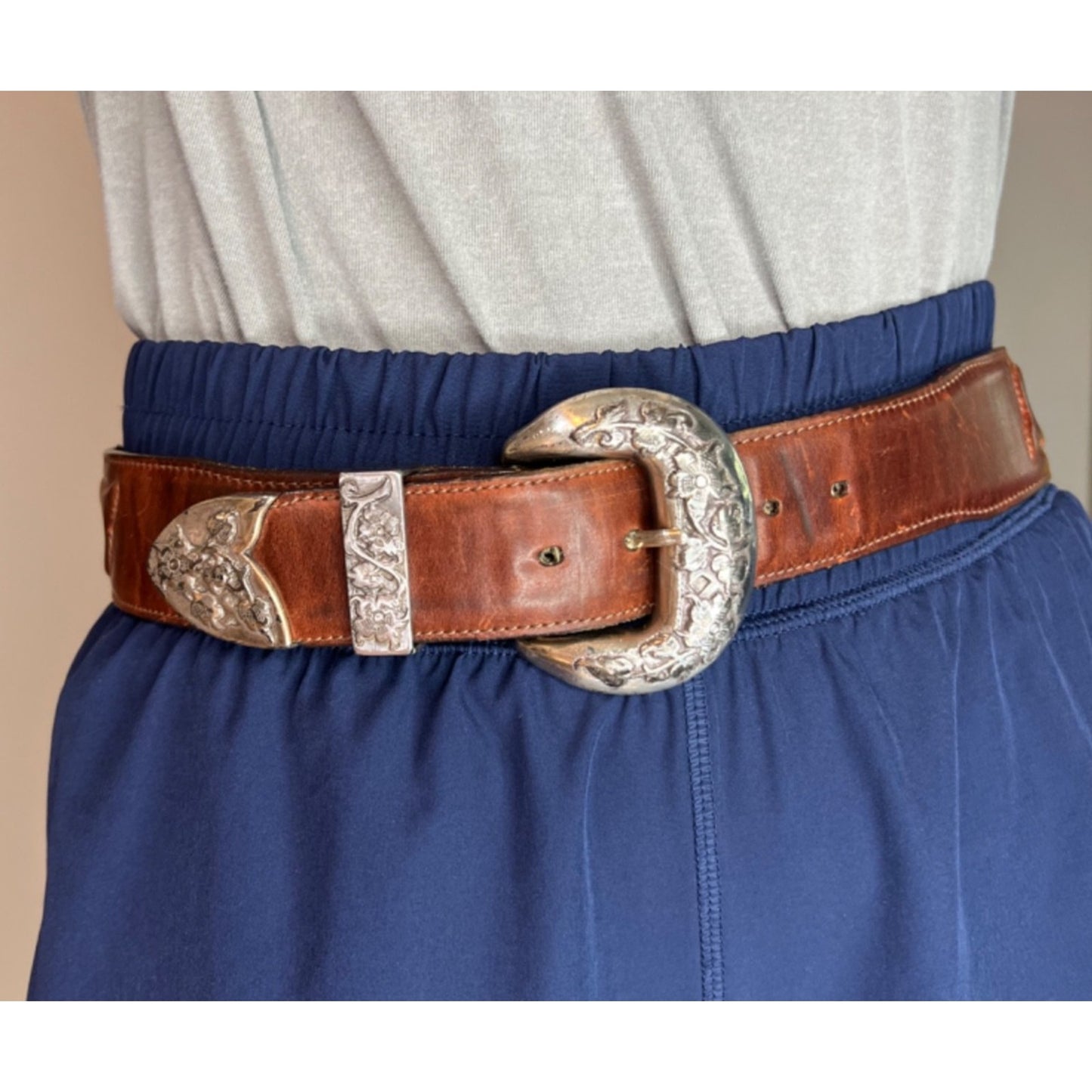 VTG 1993 Brighton Belt 49307 Brown Textured Leather Heavy Silver Buckle Sz M