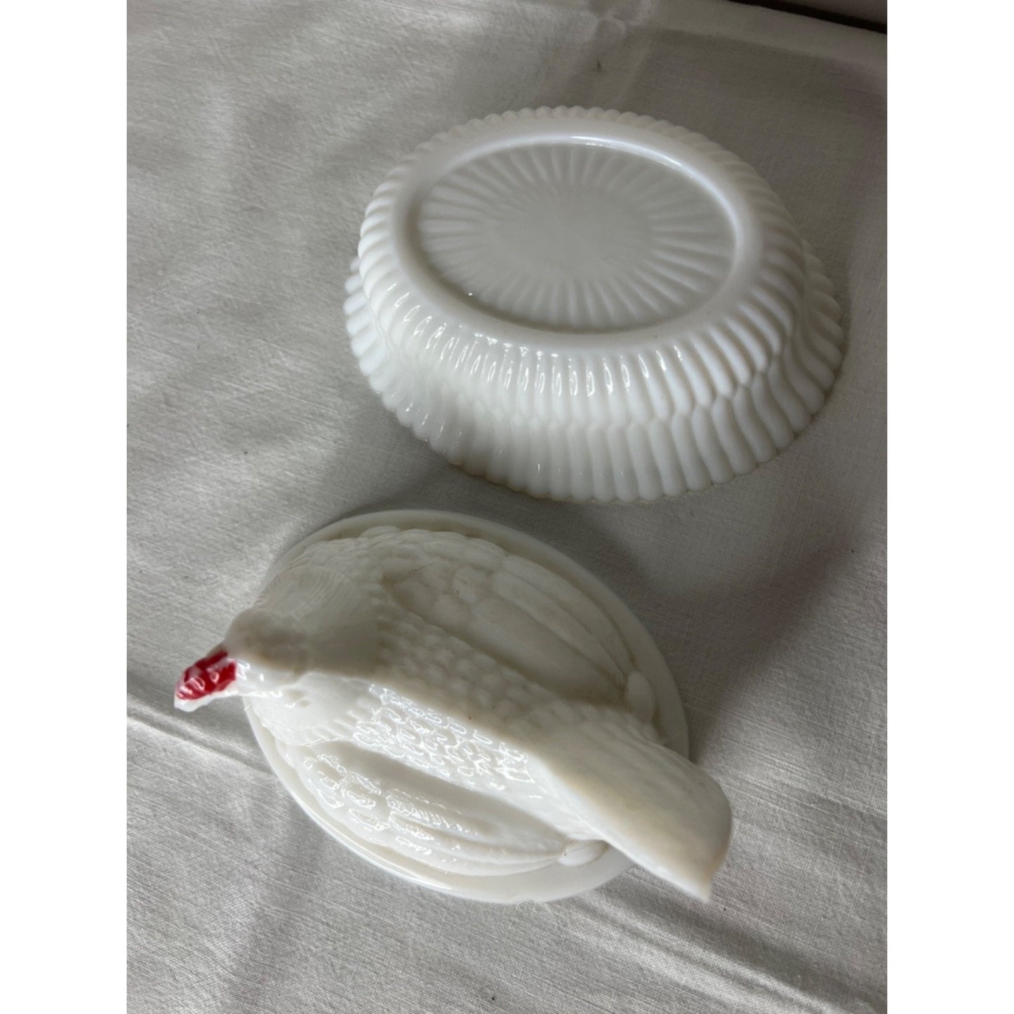 Vintage Westmoreland Milk Glass Hen on Nest Covered Dish 5"