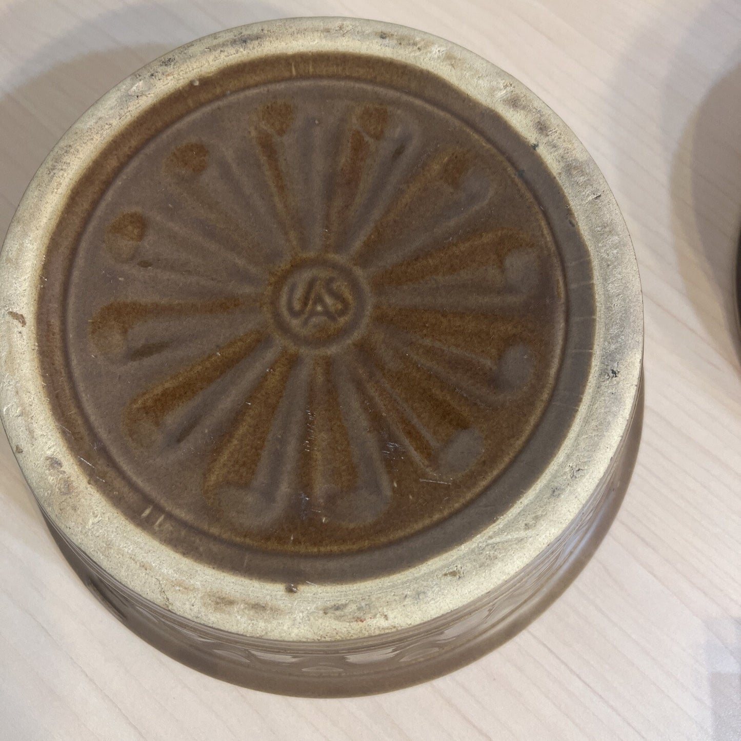 Vintage 2 Qt Brown Glaze Bean Pot Crock Stoneware Dutch Oven marked USA