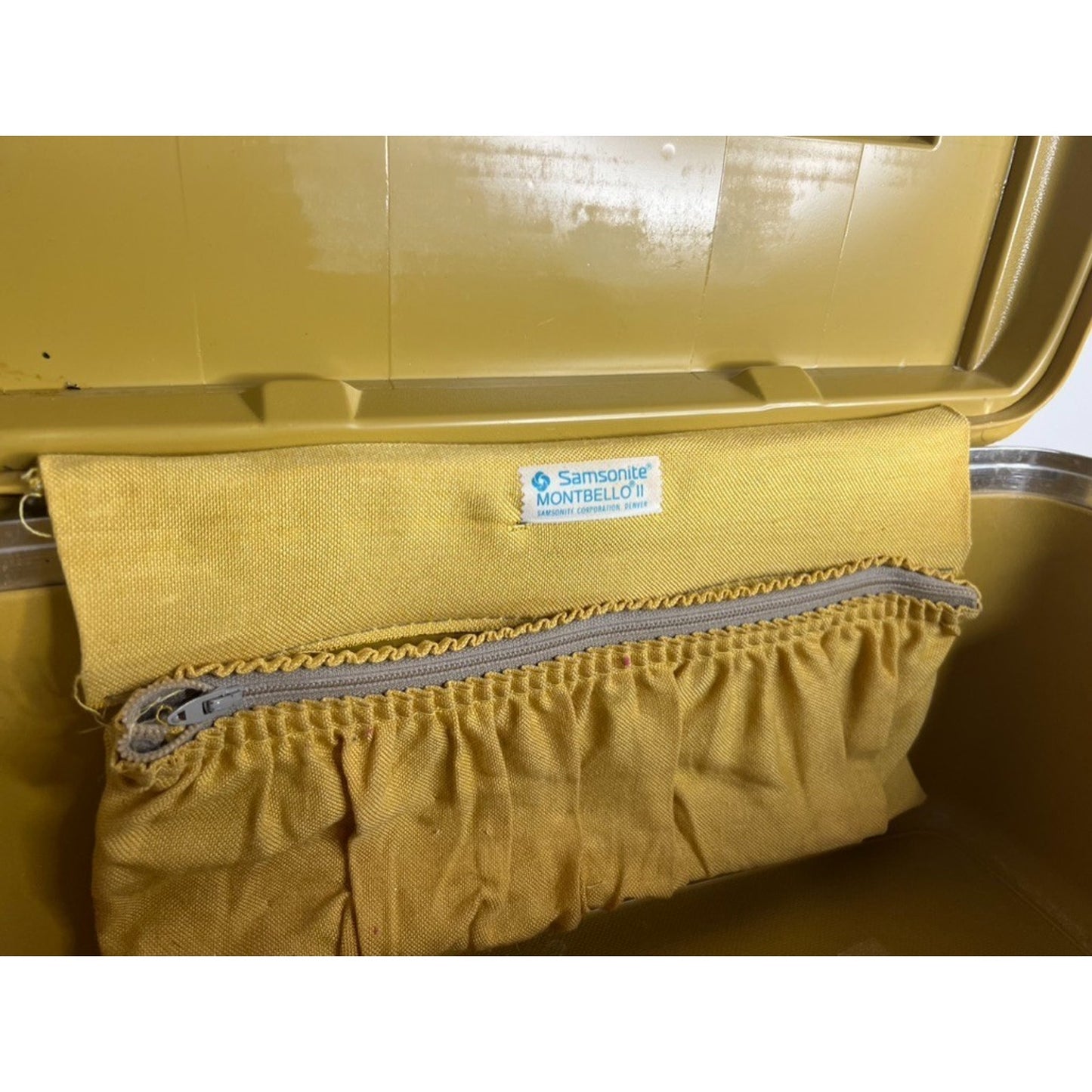 VTG Samsonite Yellow Make Up Train Case Luggage Suitcase No Key