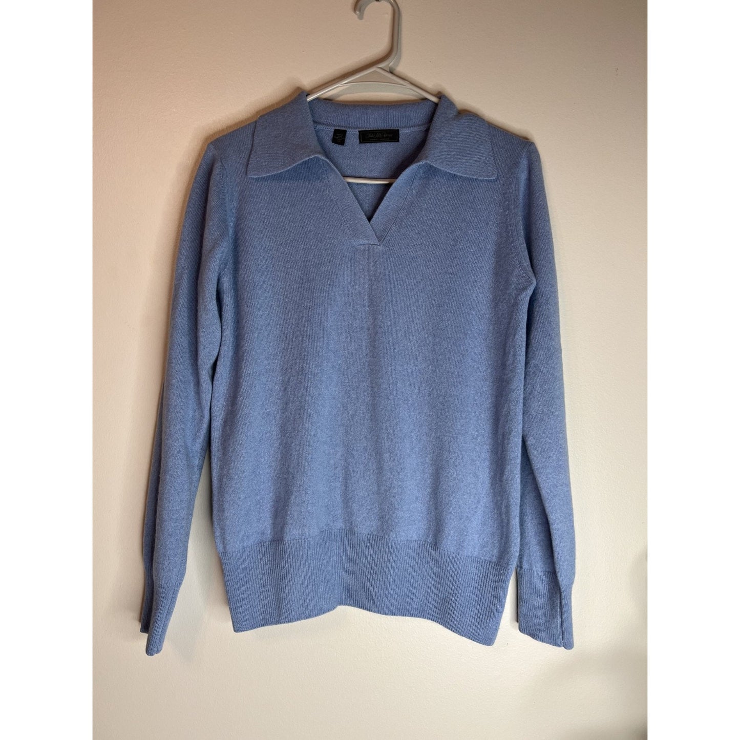Saks Fifth Avenue Sweater Womens Small Blue 100% Cashmere V-neck Pullover