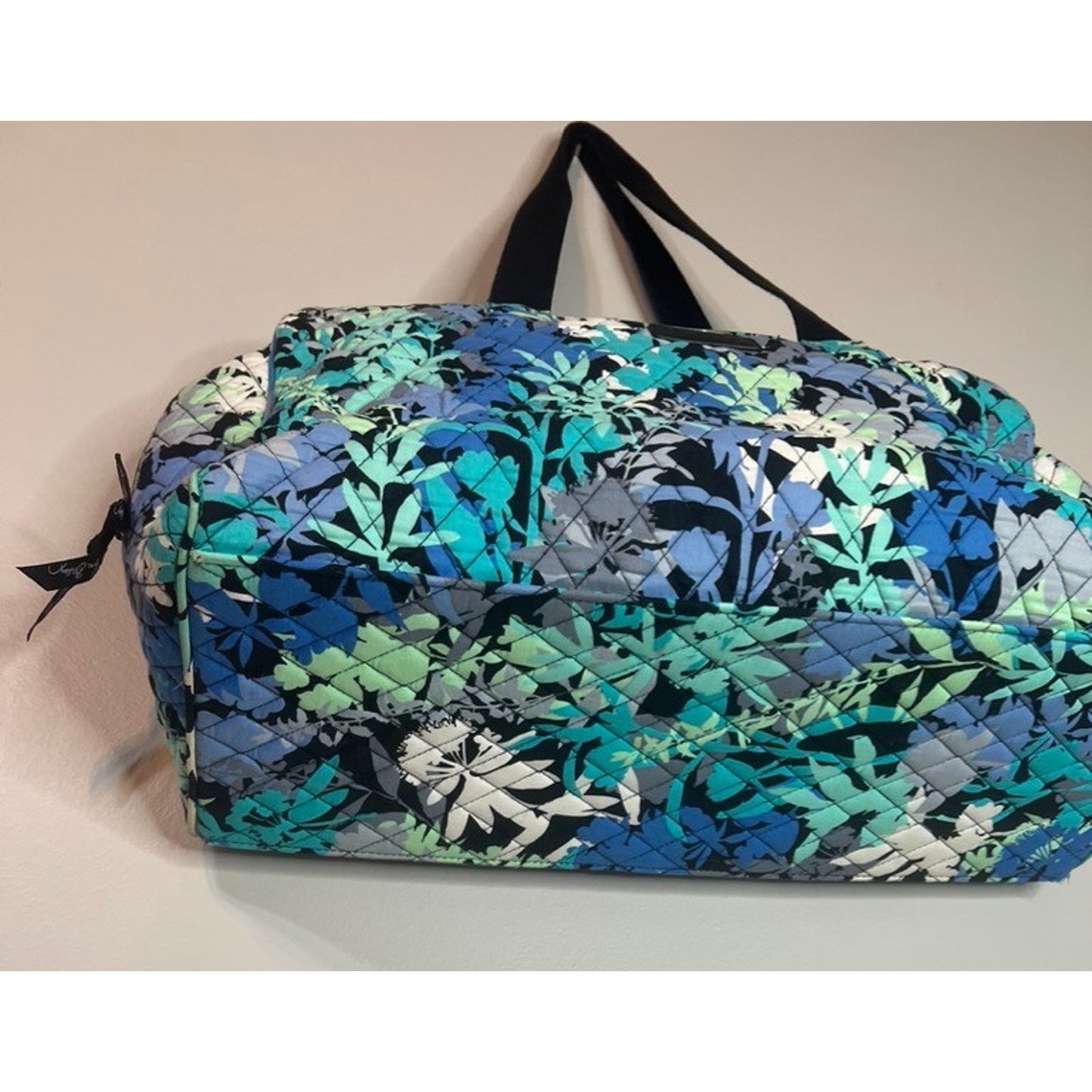 Retired Vera Bradley Weekend Duffle And Travel Bag Large Camofloral