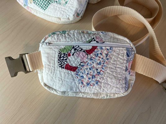 Vintage 1930 Dresden Plate Crossbody Fanny Pack Bag