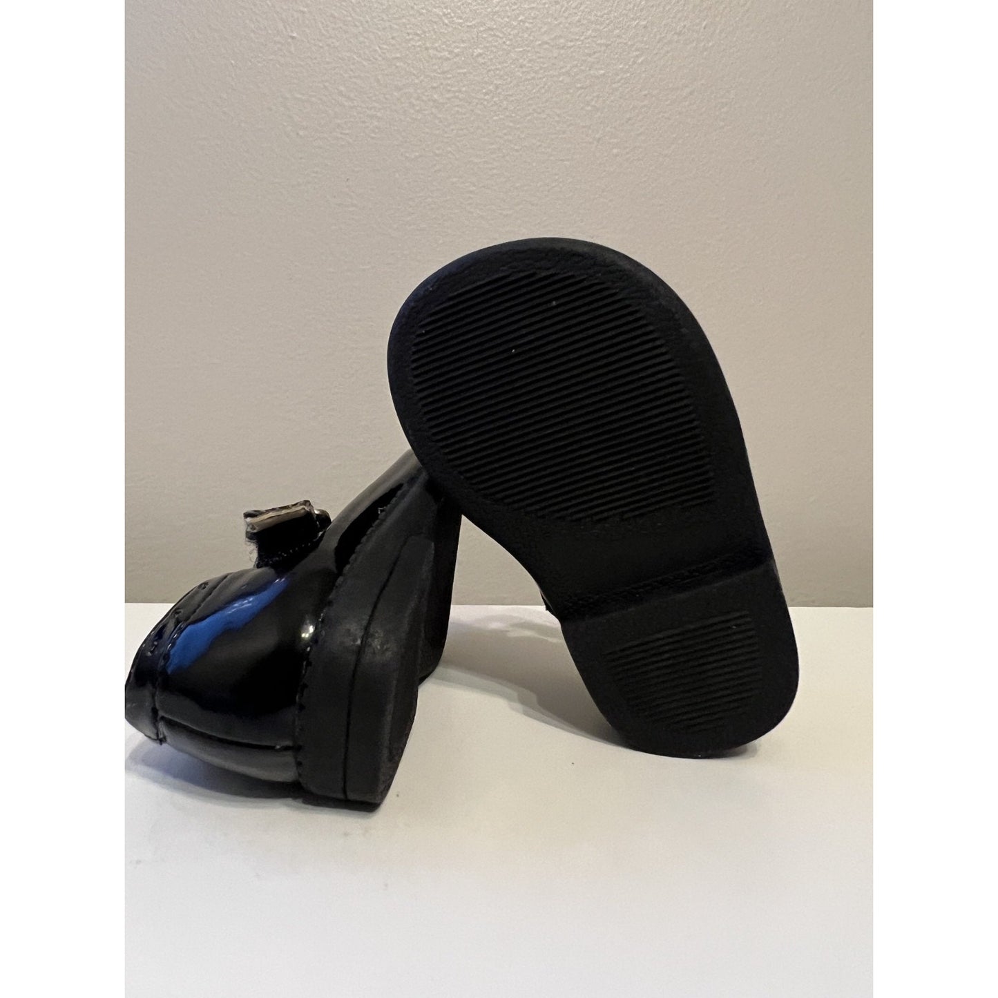Baby Gap Vintage Infant Black Patent Mary Janes sz 1 Y2K