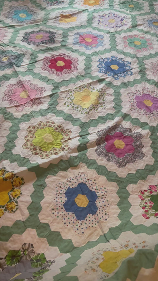 NEW Mabel's Hand pieced Flower Garden Quilt Top