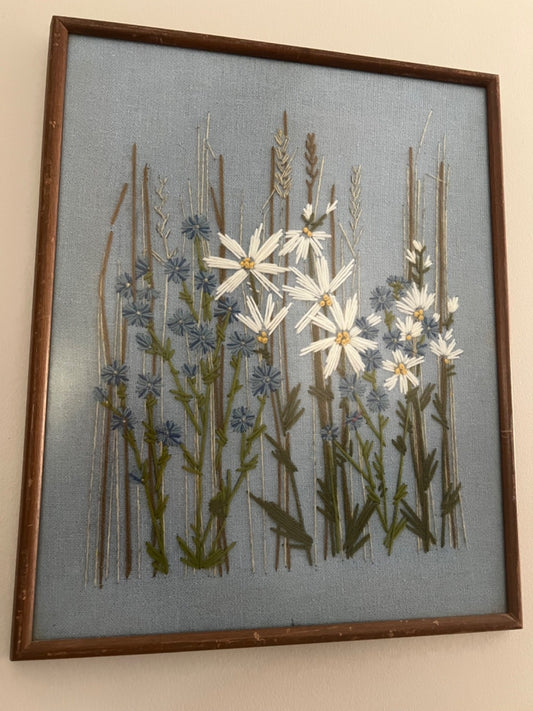 Vintage 1970s Framed Paragon Crewel Wall Art Daisies #0723
